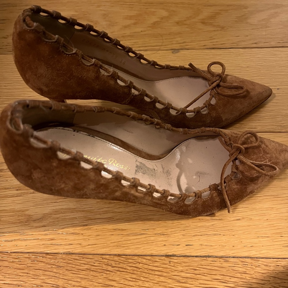 Hardly worn. Perfect for fall. Cleaning out my closet.